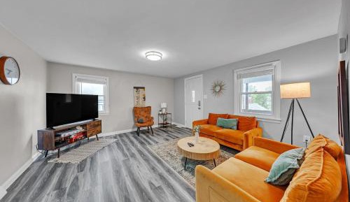 Four-Bedroom Holiday Home