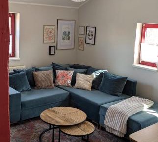 Superior One-Bedroom Apartment