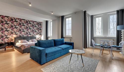 Studio with Balcony
