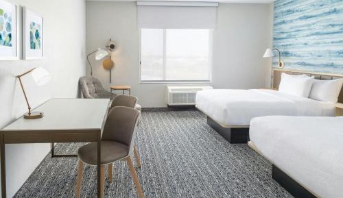 Queen Room with Two Queen Beds and City View