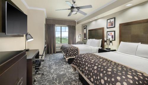 Queen Room with Two Queen Beds - Non-Smoking