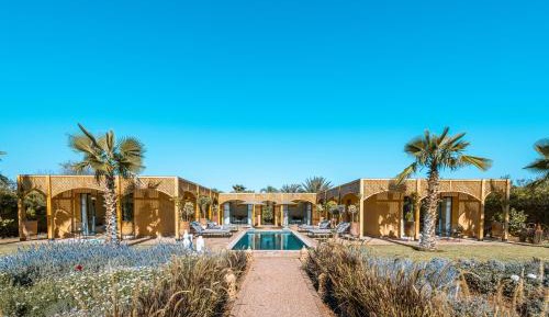 Suite with Garden View