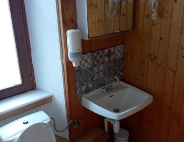 Double Room (1 Adult + 1 Child)