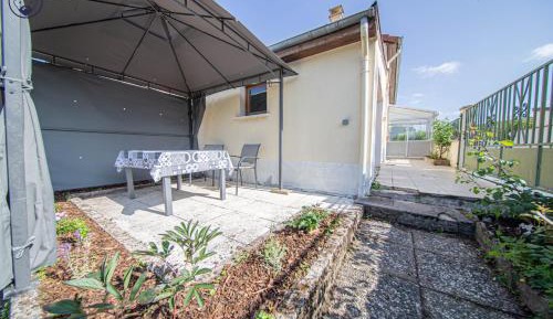 One-Bedroom House