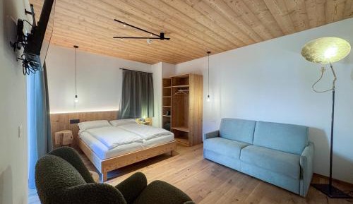 Large Double Room