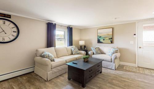 One Bedroom Apartment