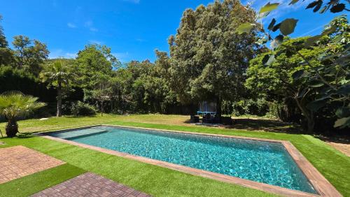 Villa with Garden View