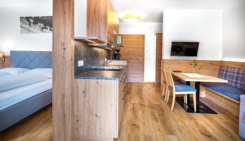 Apartment with Shower