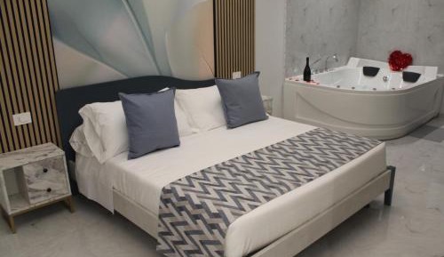 Double Room with Spa Bath