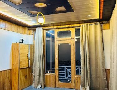 Triple Room with Balcony
