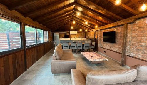 Five-Bedroom Apartment