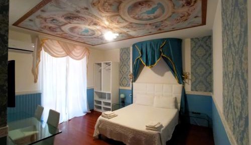 King Room with Mountain View