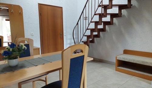 Superior One-Bedroom Apartment