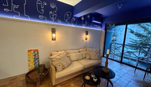 Superior One-Bedroom Apartment with Balcony