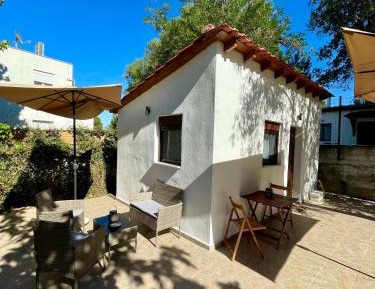 One-Bedroom House