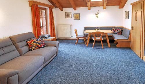 Superior One-Bedroom Apartment with Balcony