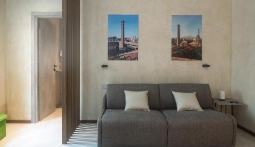 One-Bedroom Deluxe Apartment