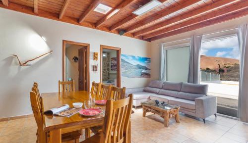 Villa with Garden View