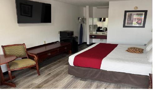 Deluxe King Room