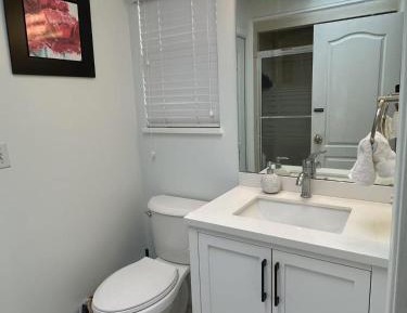 Twin Room with Private Bathroom