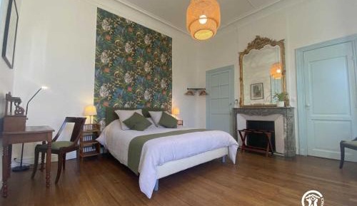 Deluxe Room 1