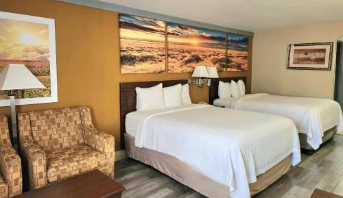 Queen Room with Two Queen Beds - Non-Smoking