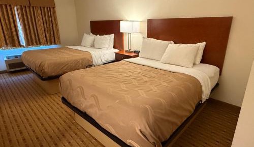 Queen Room with Two Queen Beds - Non-Smoking