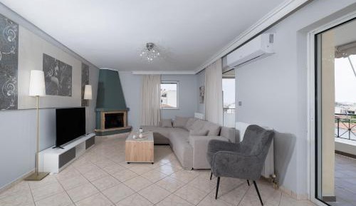 Three-Bedroom Apartment with View