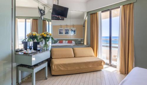 Superior Double or Twin Room with Sea View