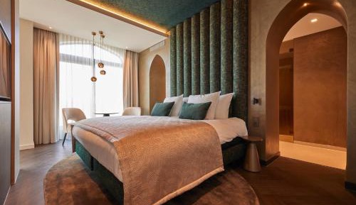 Majestic Suite Maharani with Spa Access