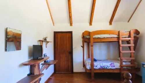The Farmhouse 1 - Shared Bathroom