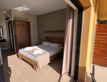 One-Bedroom Apartment with Balcony and Sea View
