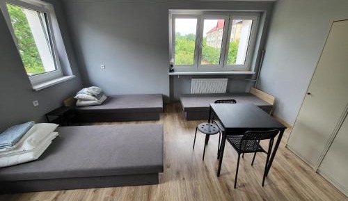 Basic Triple Room with Shared Bathroom