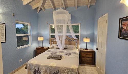 One-Bedroom Apartment with Balcony and Sea View