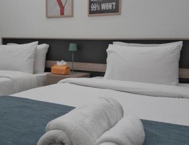 Large Double or Twin Room