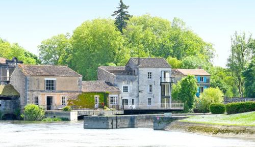 Two-Bedroom Apartment with River View