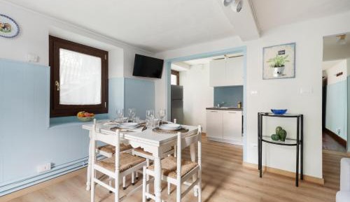 One-Bedroom Standard Apartment