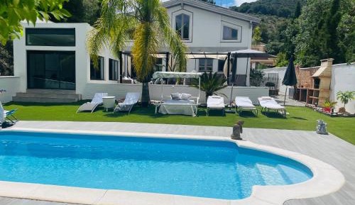 Villa with Private Pool