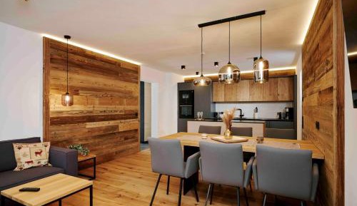 Two-Bedroom Apartment with Mountain View