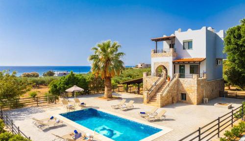  Villa with Private Pool