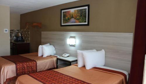 Double Room with Two Double Beds Efficiency - Non Smoking 