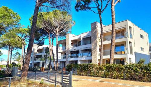 Two Bedroom Apartment with Balcony 1