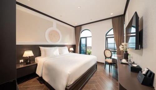 King Room with Balcony