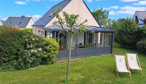 Three-Bedroom Holiday Home 
