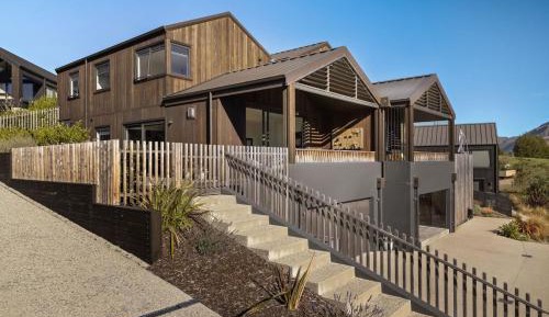 Four-Bedroom Holiday Home