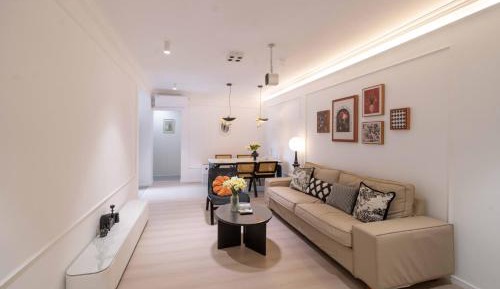 Superior Apartment with City View