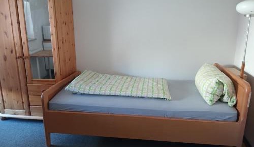 Single Room with Private External Bathroom
