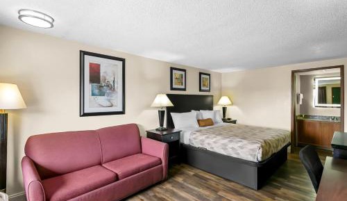 Deluxe King Room