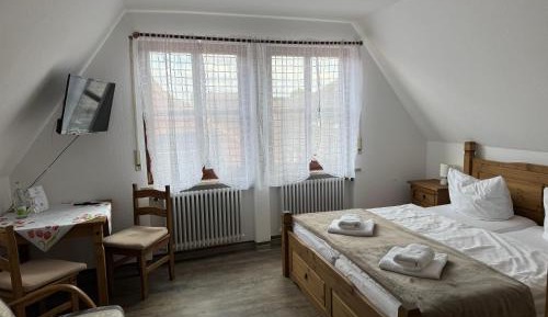 Double Room with Private Bathroom