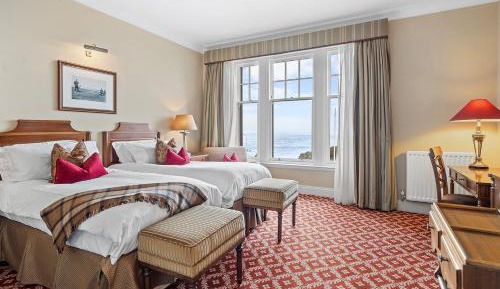 Superior King or Twin